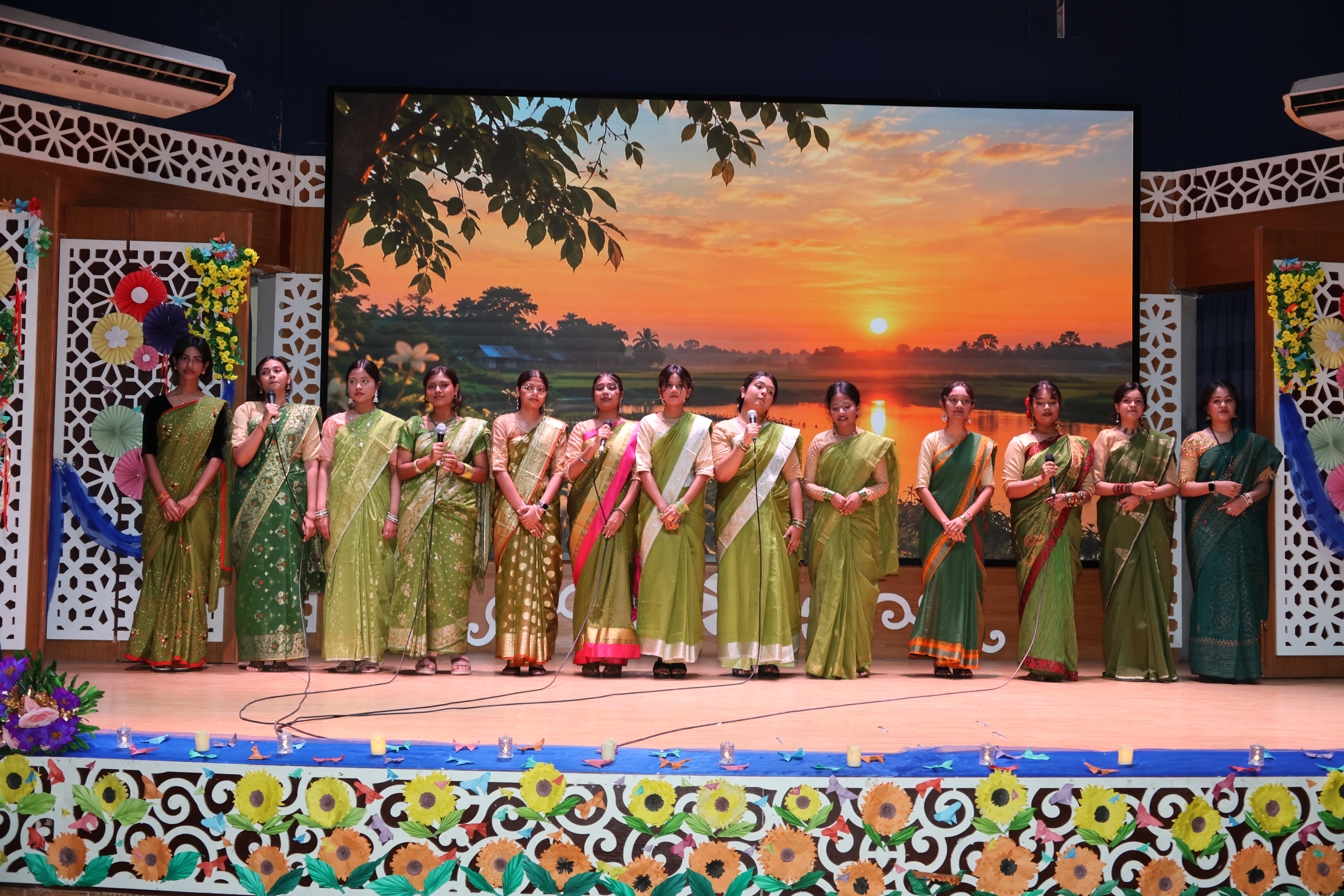 একাদশ শ্রেণির নবীনবরণ অনুষ্ঠান-২০২৬